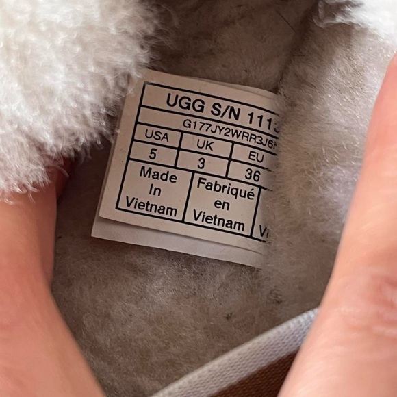 UGG Funkette Tan Platform Slippers - Picture 7 of 8